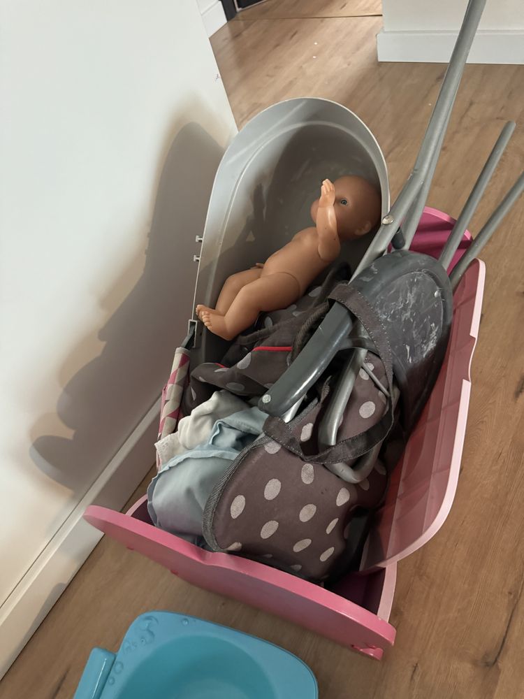 Patut, scaun masa, set baie de jucarie bebe