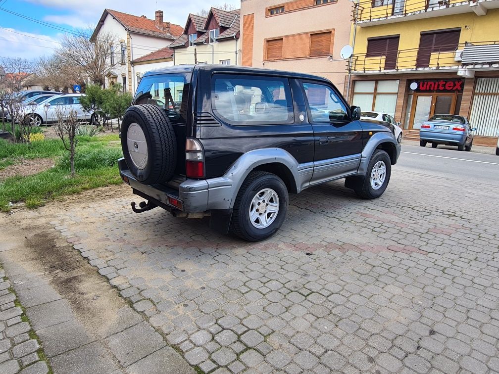 Toyota land cruser 4x4 cu clima