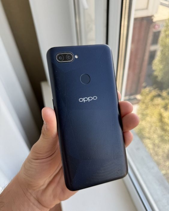 Продам Oppo A12.