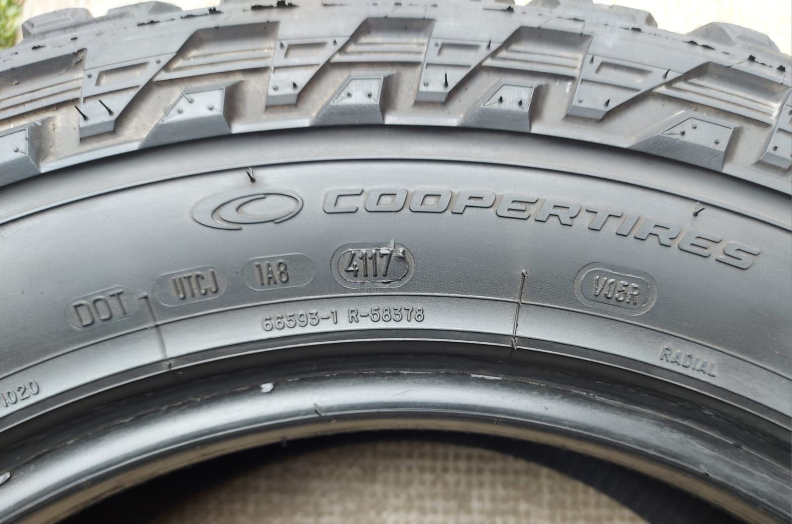 Set 2buc LT 265/60 R18 119/116Q Cooper M+S