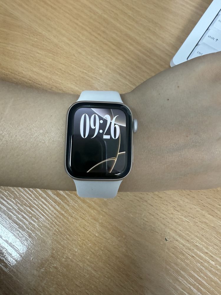 Продам apple watch se