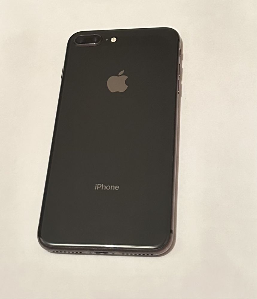 I phone 8  Plus, Space Gray, 64 GB