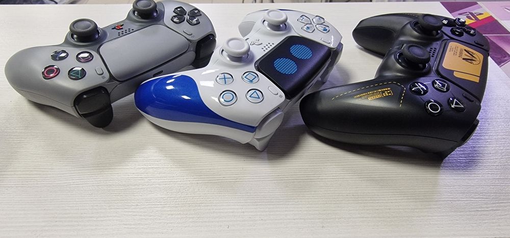 Джойстики PS5 лимититированная версия в идеале