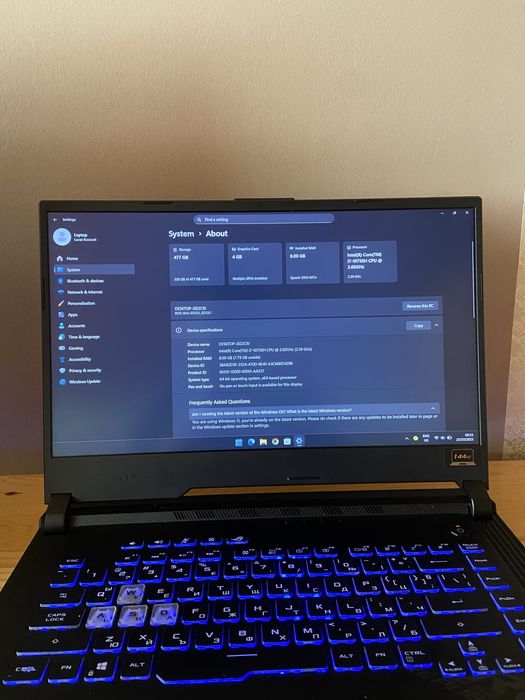 Продавам геймърски лаптоп Asus ROG Strix G512L_GS12LI