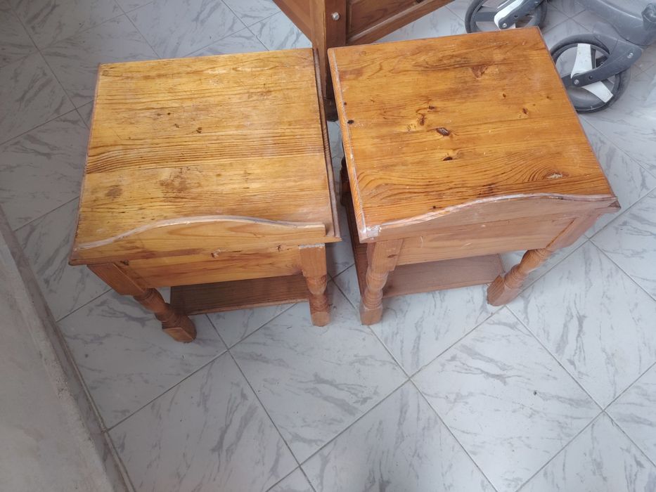 Чамови легла, гардероби, нощни шкафчета