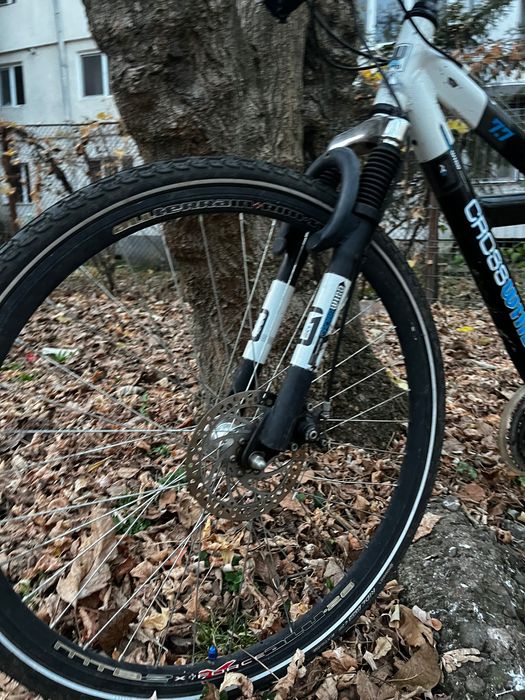 Vând bicicletă Crosswin pret negociabil