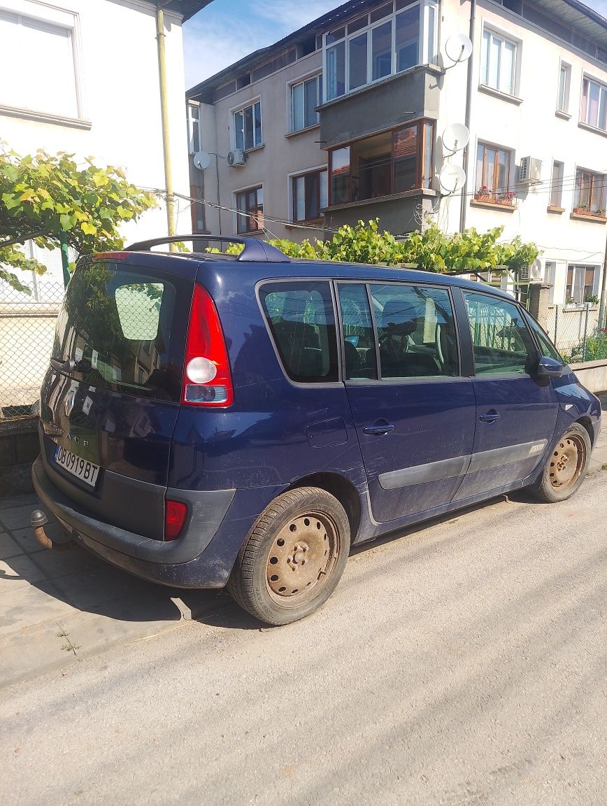 Продавам Рено еспейс 4