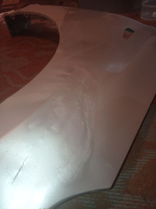 Продам крыло серого цвета передни правый