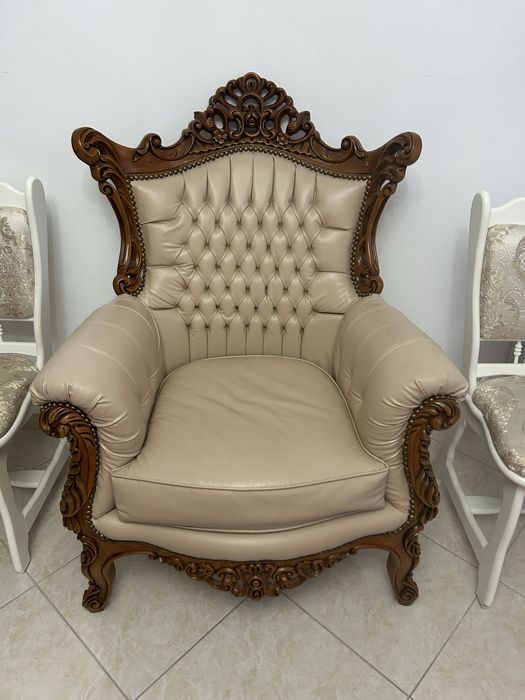 Vand canapea in stil baroc