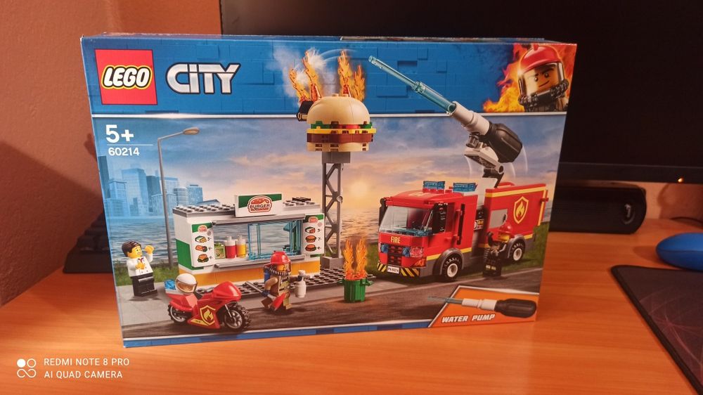 Lego city 60214 с една липсваща част