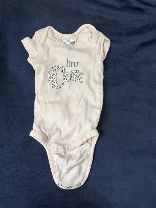 Hainute fetita 0-3 luni