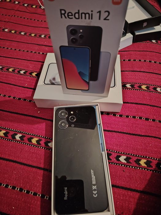 Vând xiaomi Redmi 12