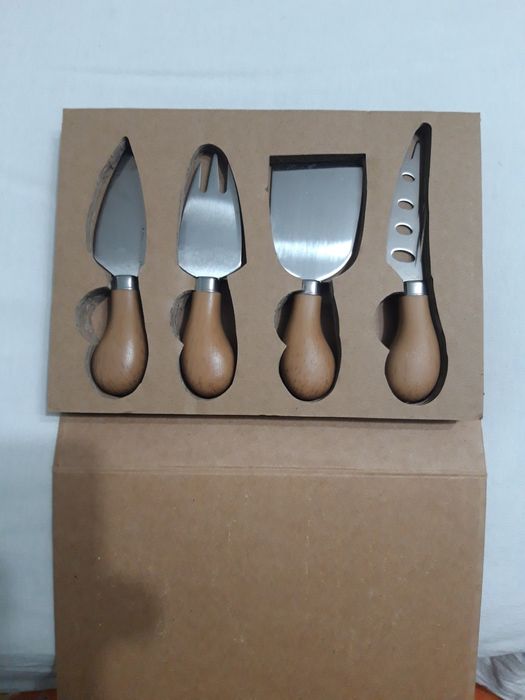 Tacam pentru branzeturi