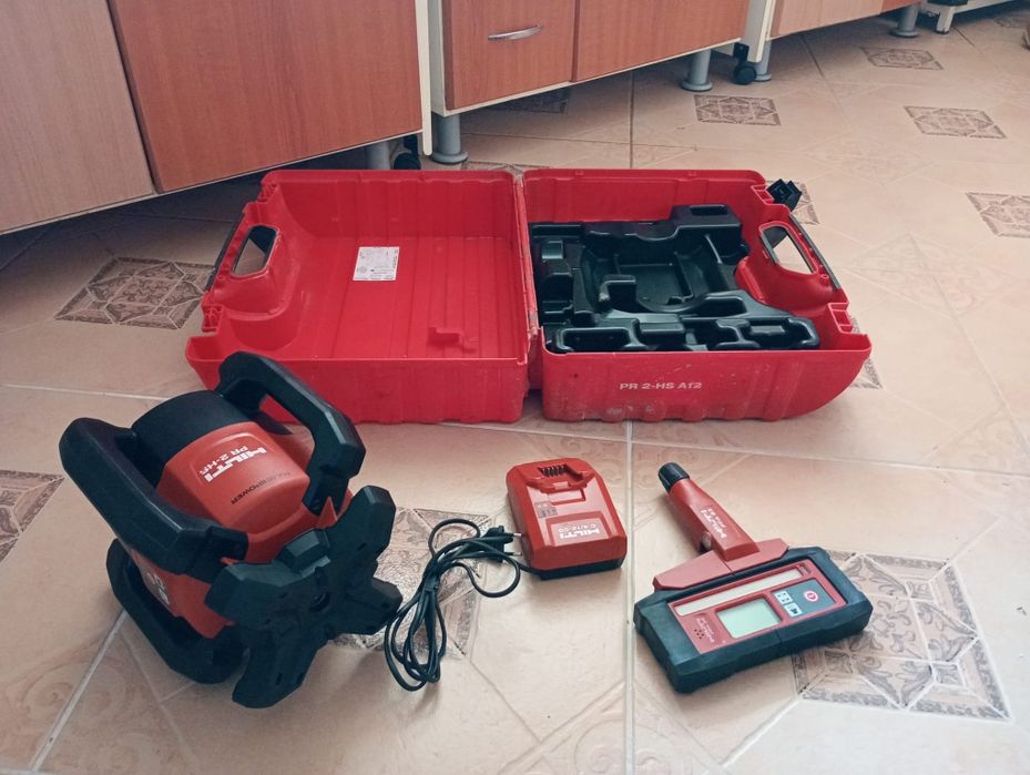 Nivelă laser Hilti PR 2 HS A-12, modelul Nou