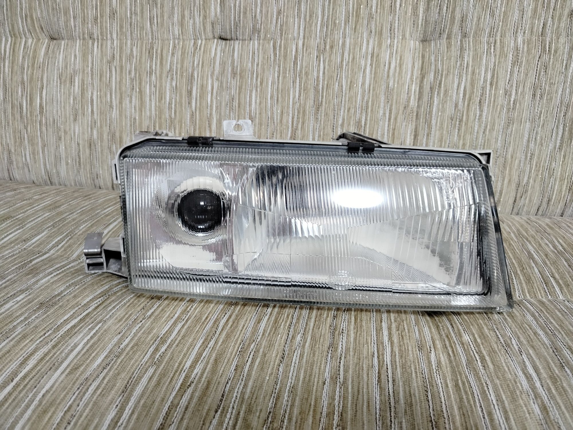 Фарове за Skoda Оctavia 1