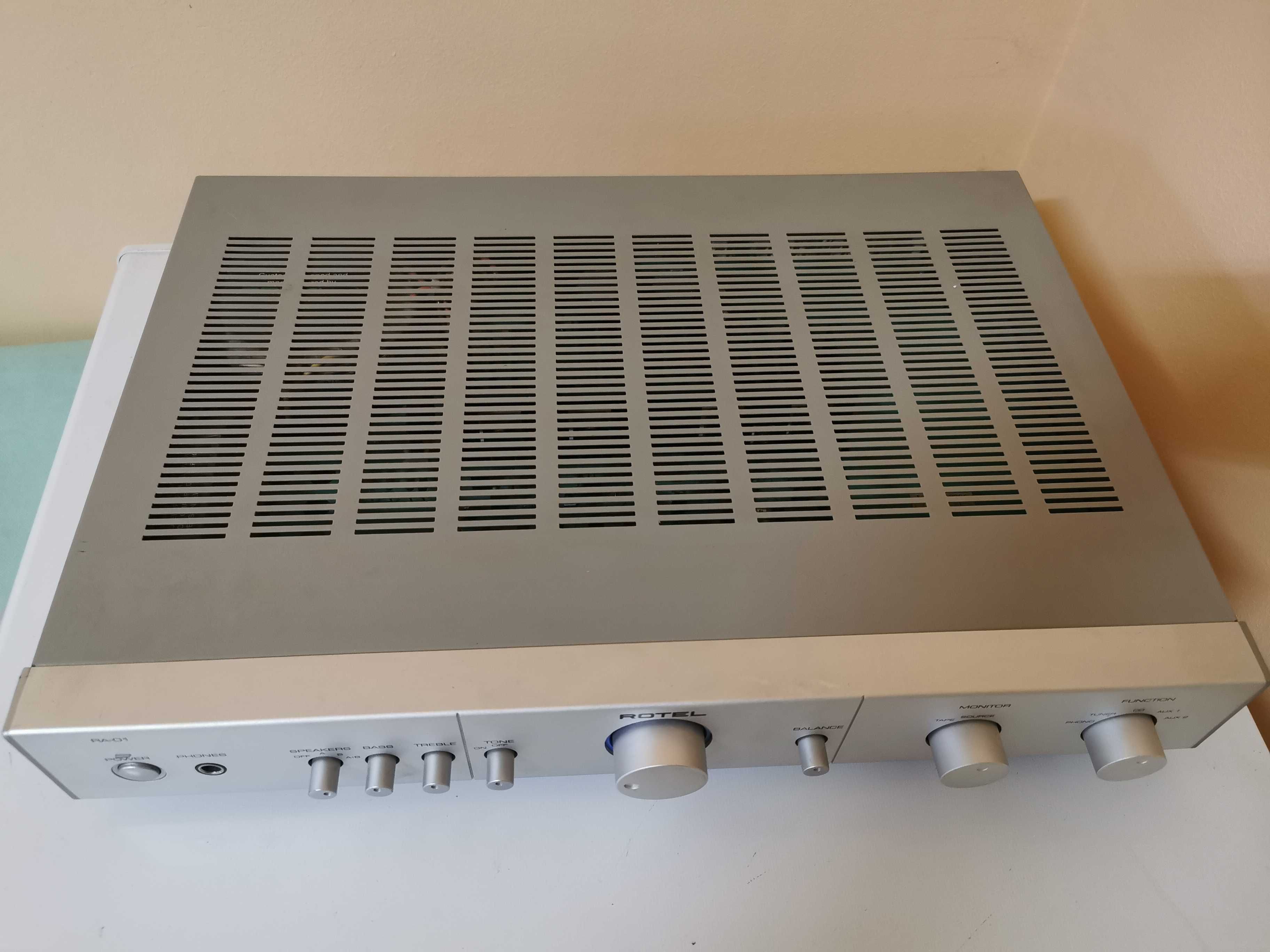 Amplificator Revox, Rotel