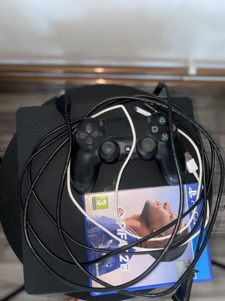 Vand Playstation 4