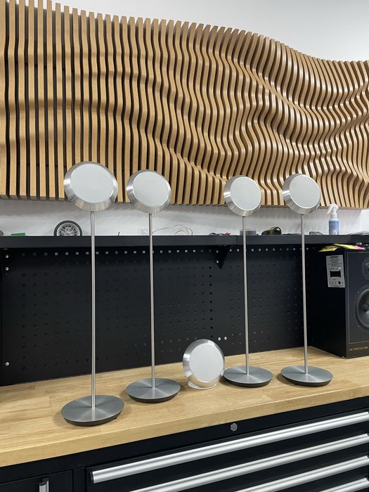 Sateliti bang olufsen beolab 14 sau beoplay s8 cu suporti