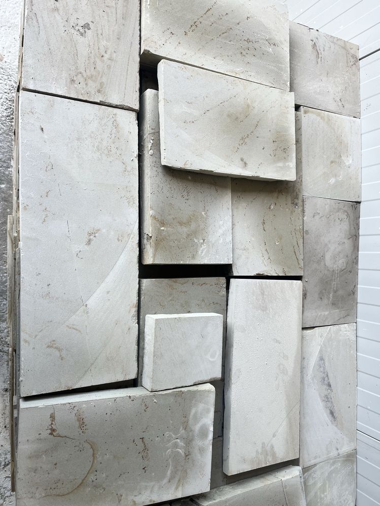 Piatra decorativa exterior
