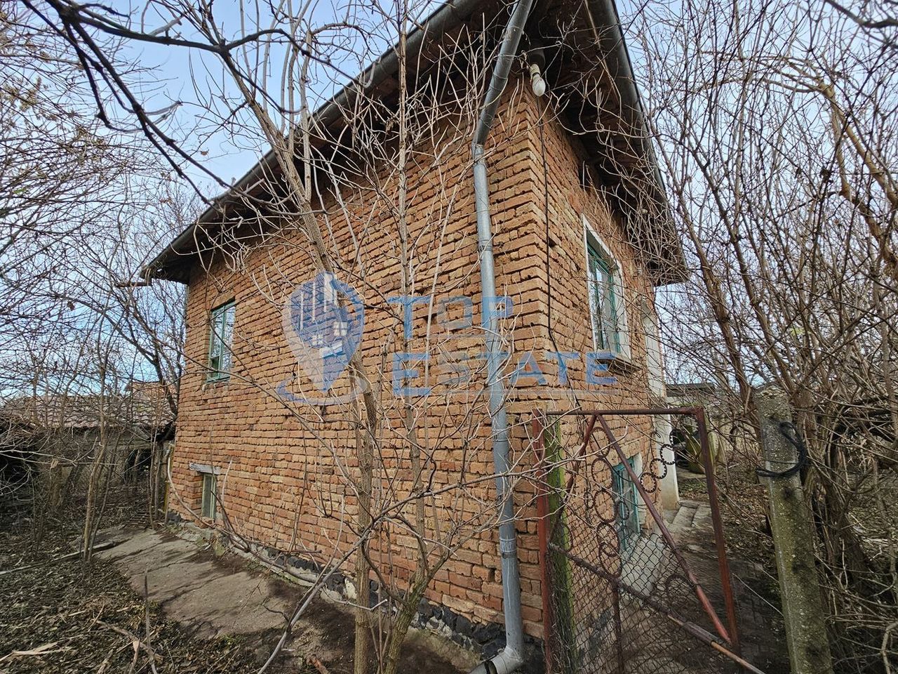 Продава се Къща в с. Овча могила, Област Велико Търново - 140 кв.м за 92 €/кв.м - Снимка #1