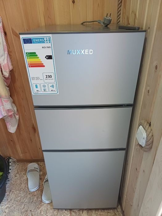 Продам холодильник