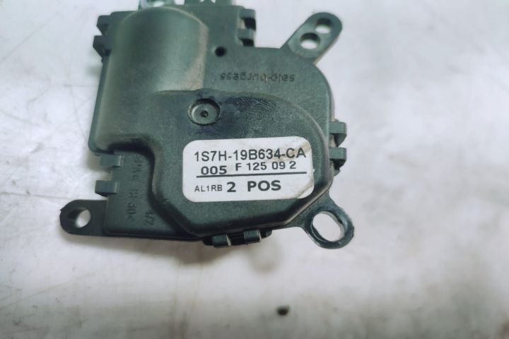 Motoras clapeta mixaj aer 1s7h-19b634-ca Ford Focus 2  [din 2004 pana  2008] seria