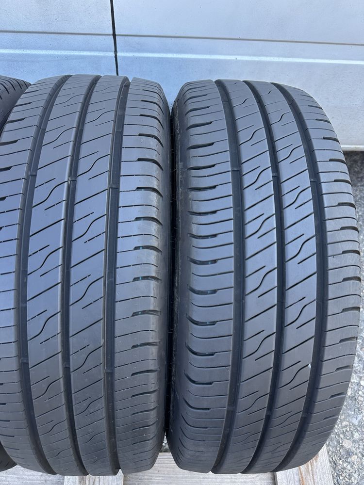 215/65/16с за бус GoodYear dot23