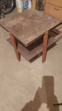 Дървена малка маса
