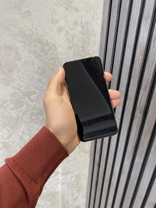 Iphone 11 pro       .