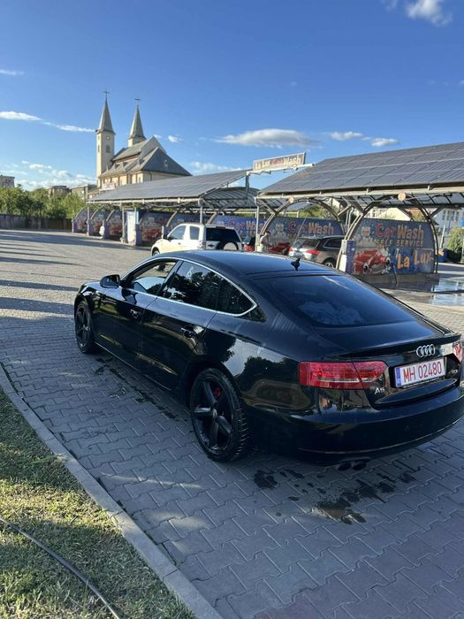 Audi A5 2011 2.0 143cp