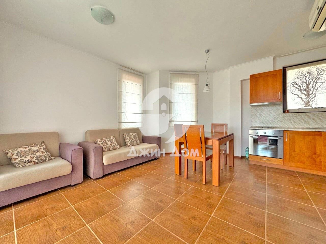 Продава се Двустаен апартамент в с. Кошарица, Област Бургас - 70 кв.м за 856 €/кв.м - Снимка #1
