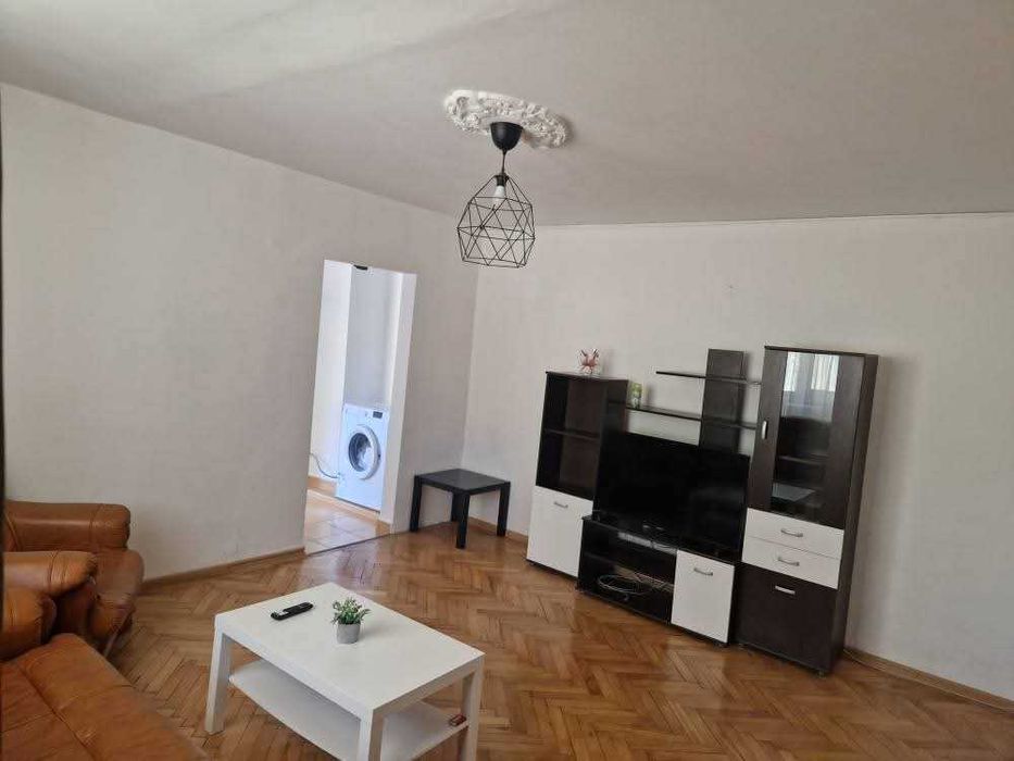 Apartament de inchiriat