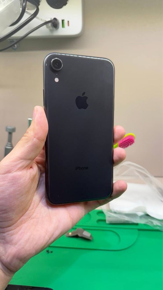 Iphone xr 64 gb nec pulga opqolwila qzumas