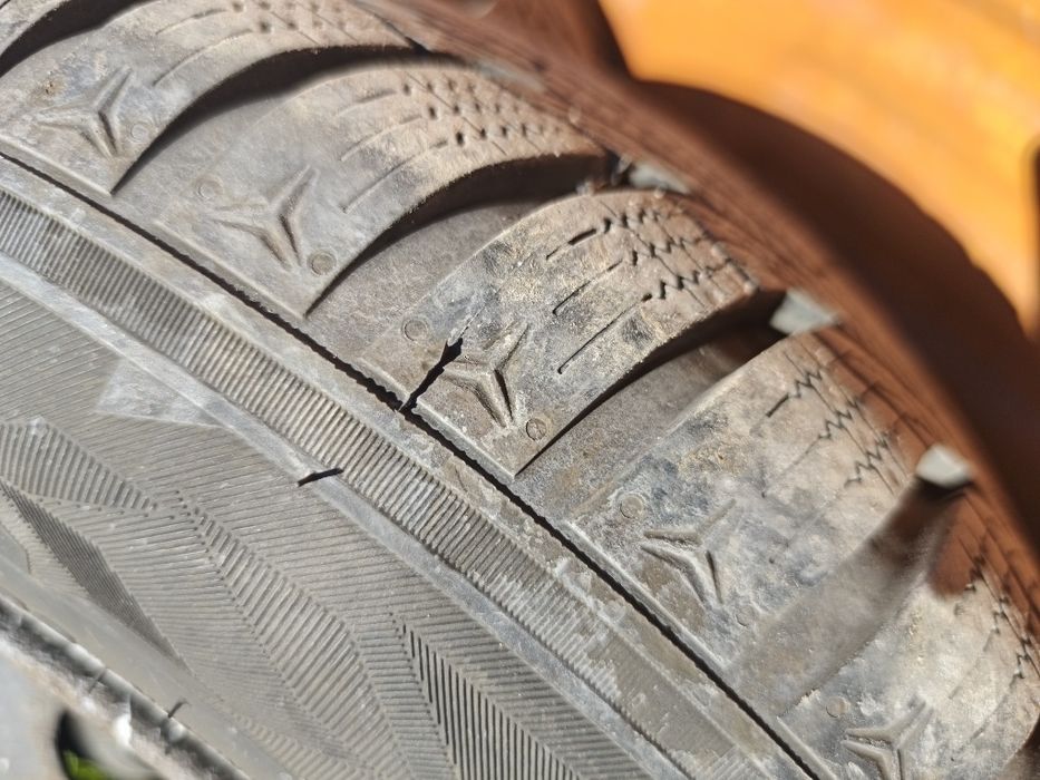 зимни гуми 185х65х15 Kumho