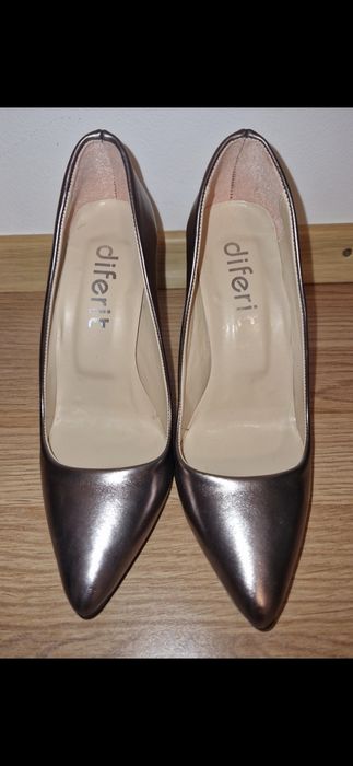 Pantofi piele stiletto metalici