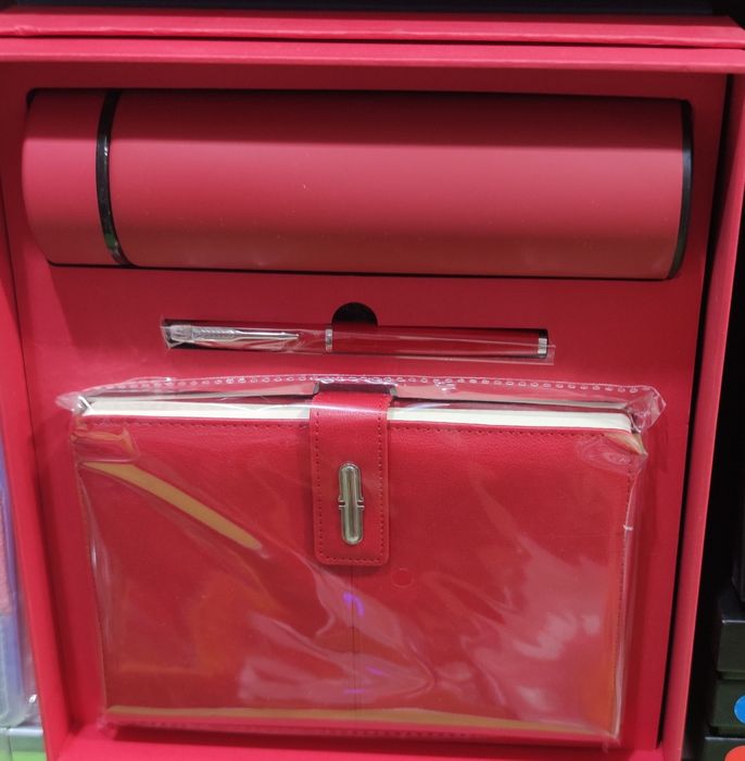 Отличный подарок Президентский офис набор. King style-премиум подарок