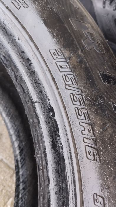 Продам зимнию резину 1 баллон в хорошем состоянии