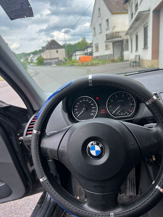 Se vinde  Bmw seria 1