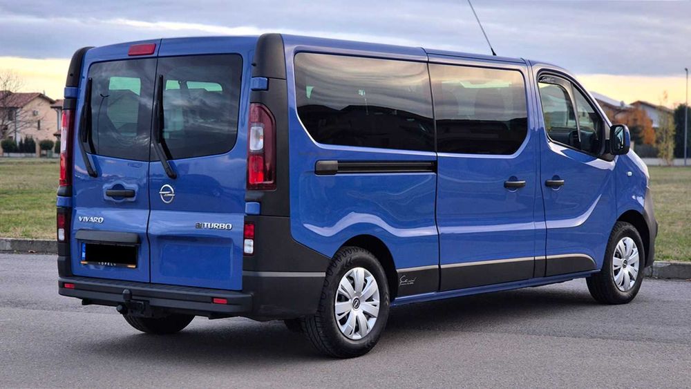 Opel Vivaro An 2018 8+1 Locuri Model Extra Lung Trafic