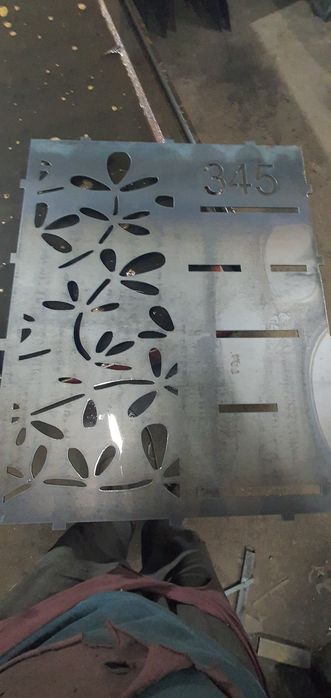 Decupare tablă traforată CNC – modele personalizate