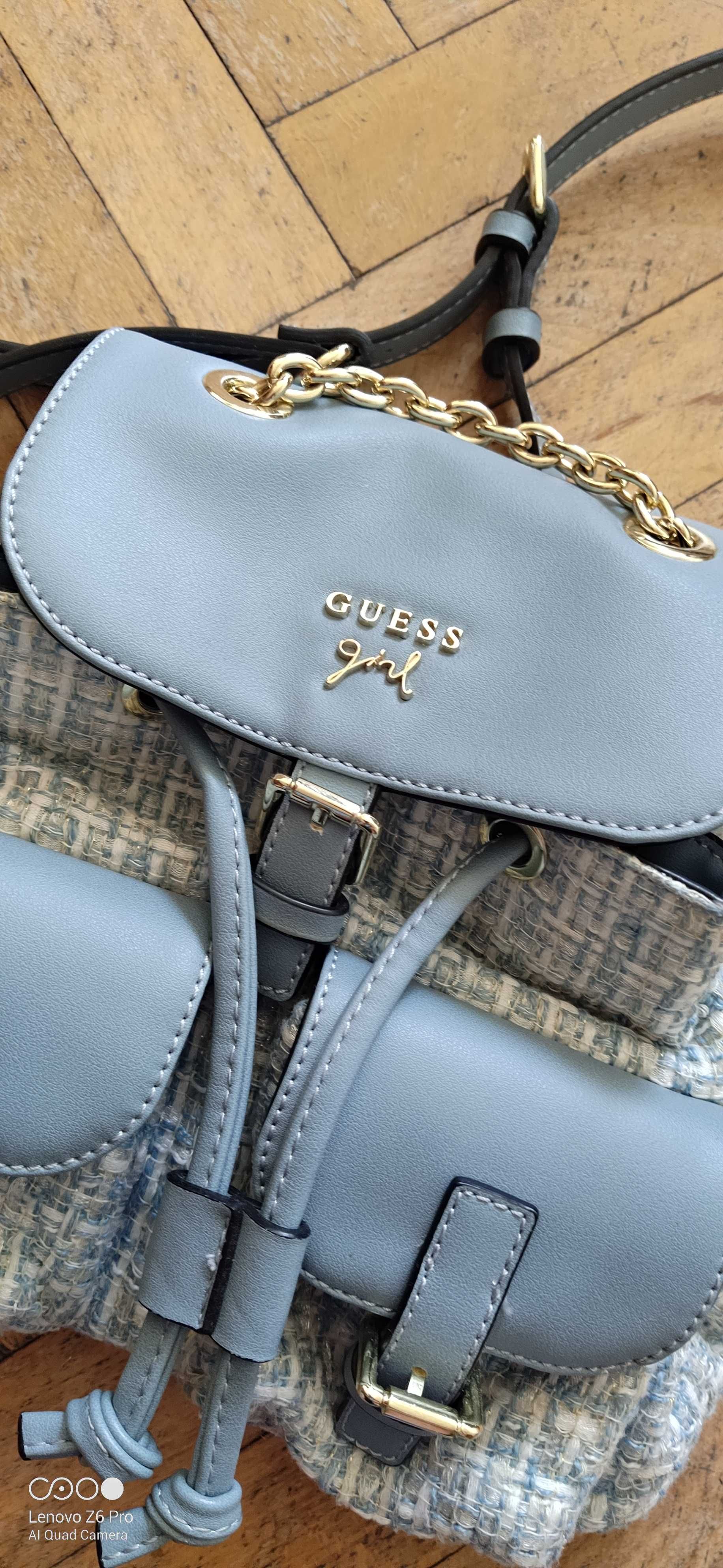 Дамска раница Guess
