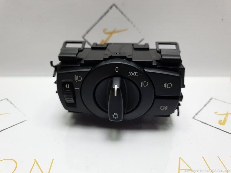 Bloc lumini BMW 3 V (E90) [ 2004 - 2012 ] 320 i (N46 B20..) 110KW|150HP OEM 6932794