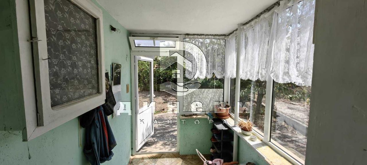 Продава се Къща в с. Сърнево, Област Стара Загора - 178 кв.м за 272 €/кв.м - Снимка #2