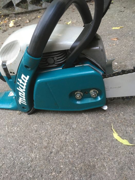 Drujba Makita dcs 500 ( 5121)