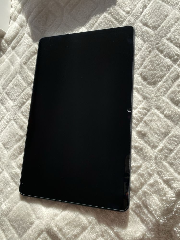 Honor pad x9 + клавиатура, калъф, стъклен протектор, стилус