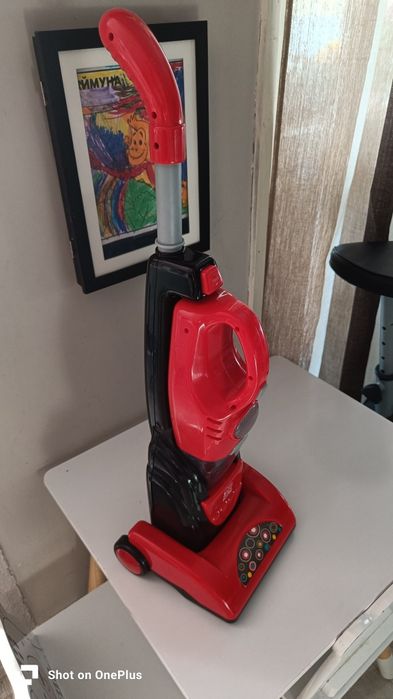 Играчка прахосмукачка