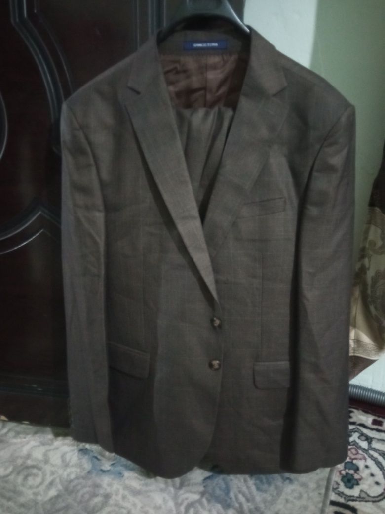 Kostyum shim yangi