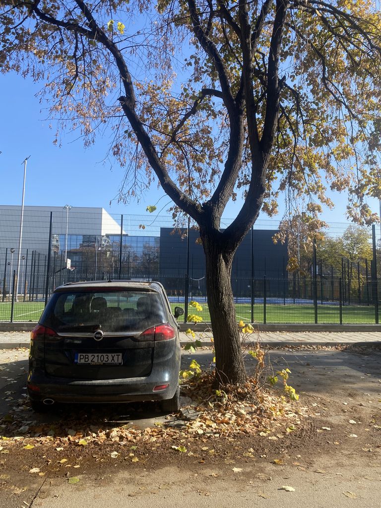 Дава се под наем Четиристаен апартамент в Пловдив, Гагарин - 75 кв.м за 255 € - Снимка #1