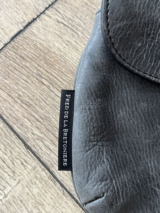 Fred Dela Bretoniere : Малка чанта естествена кожа / Оригинал