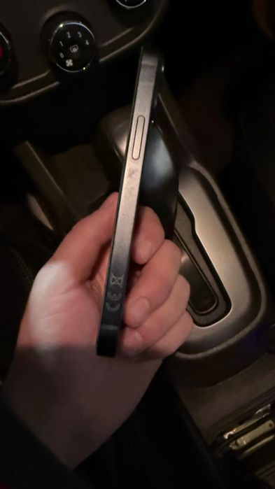 iPhone 13 mini